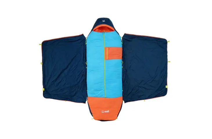 UST UST Monarch Sleeping Bag-Reg 1121066 w/ Free S&H